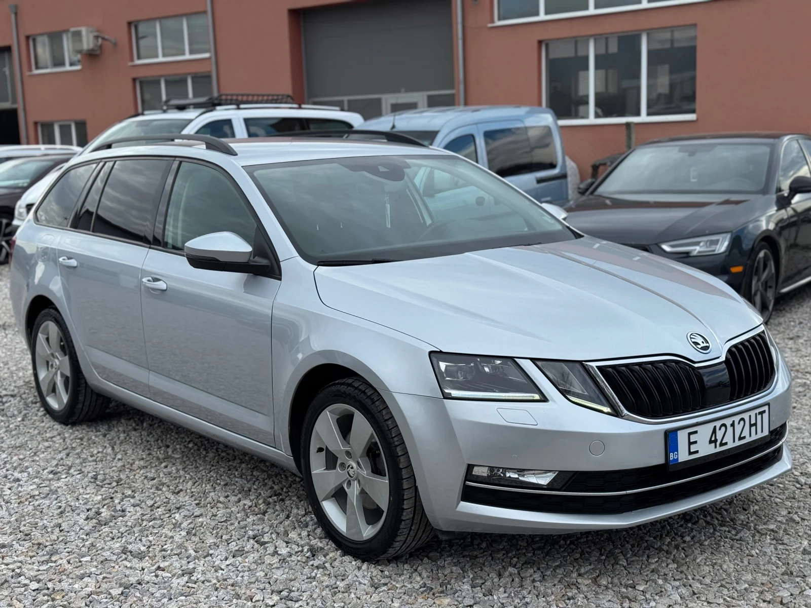 Skoda Octavia Virtual Cockpit | Mobile.bg � ����������� 5