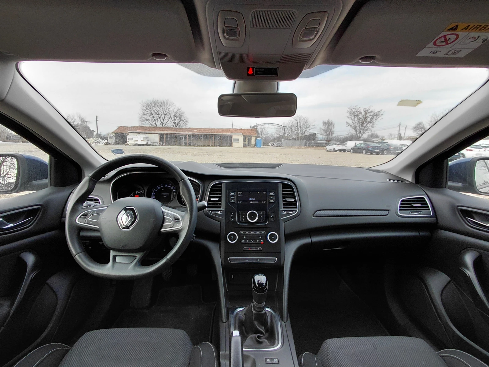 Renault Megane 1.3TCe/140к.с/Life, снимка 9 - Автомобили и джипове - 53720469
