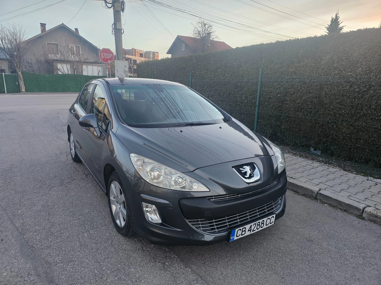 Peugeot 308 Газ-инж-Гаражно, снимка 5 - Автомобили и джипове - 53772207