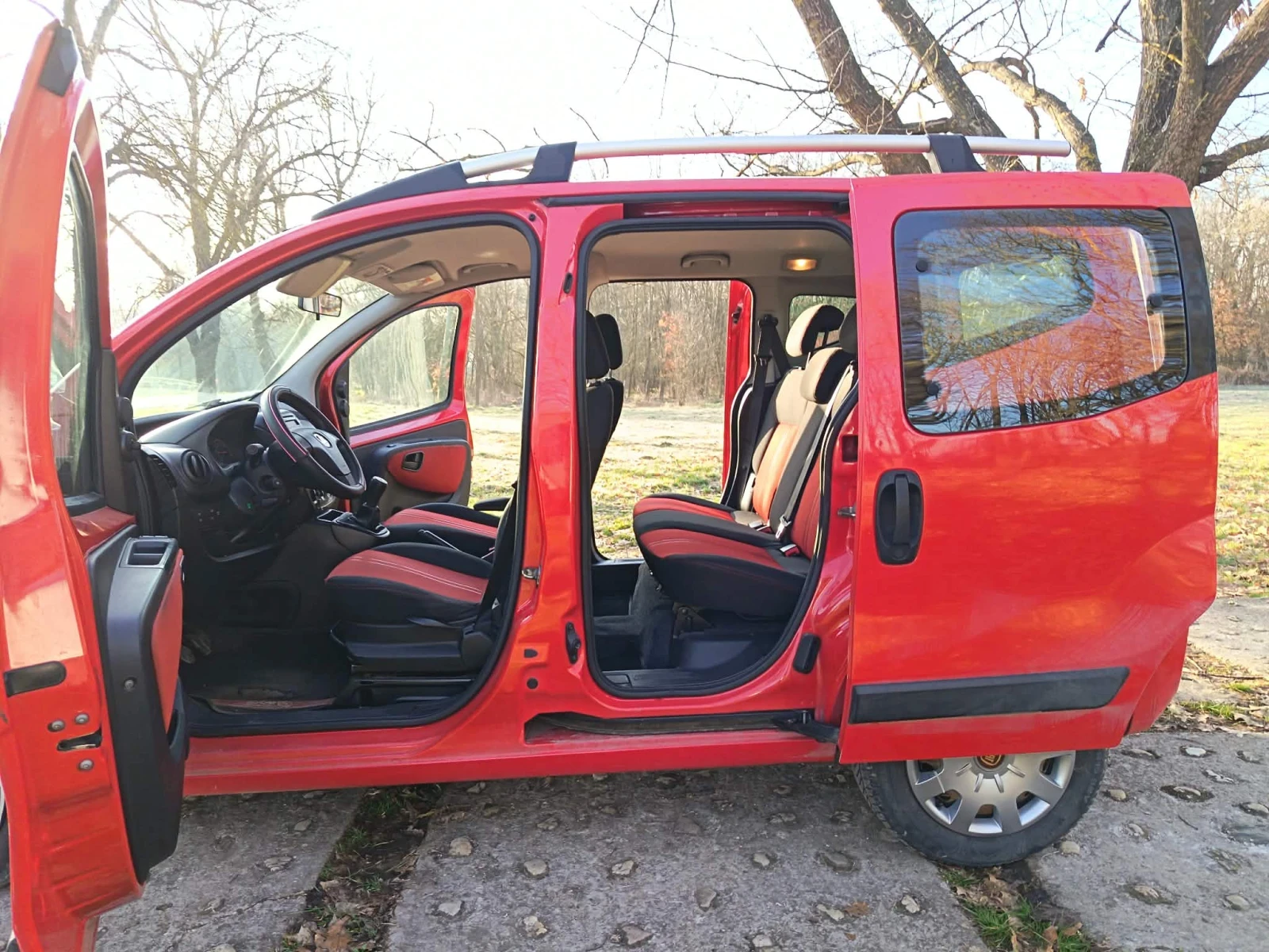 Fiat Qubo 1.3 mjet, снимка 7 - Автомобили и джипове - 53783529