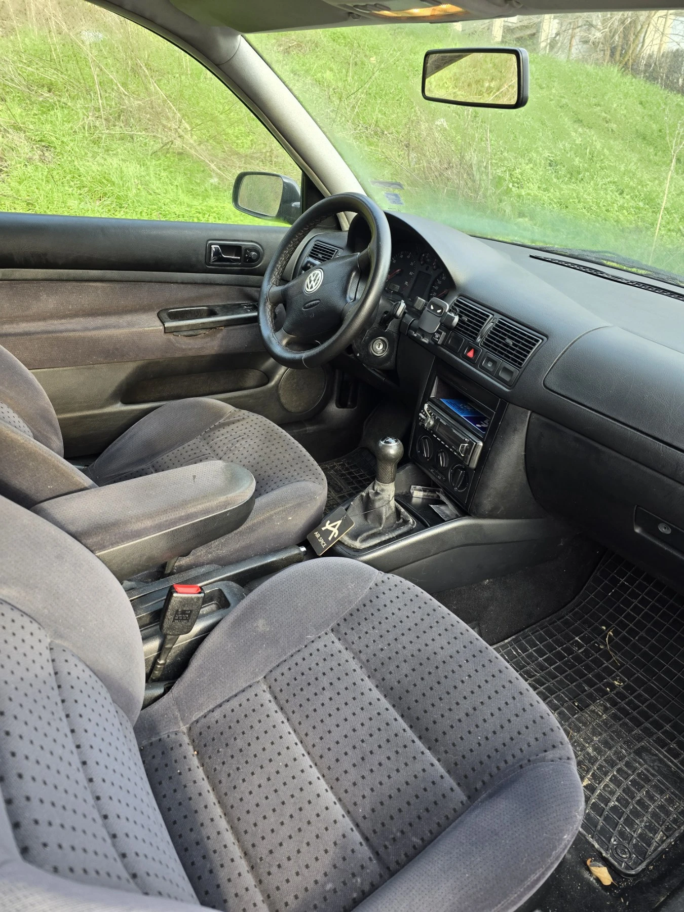 VW Golf MK4 Газ-бензин, снимка 5 - Автомобили и джипове - 53795382