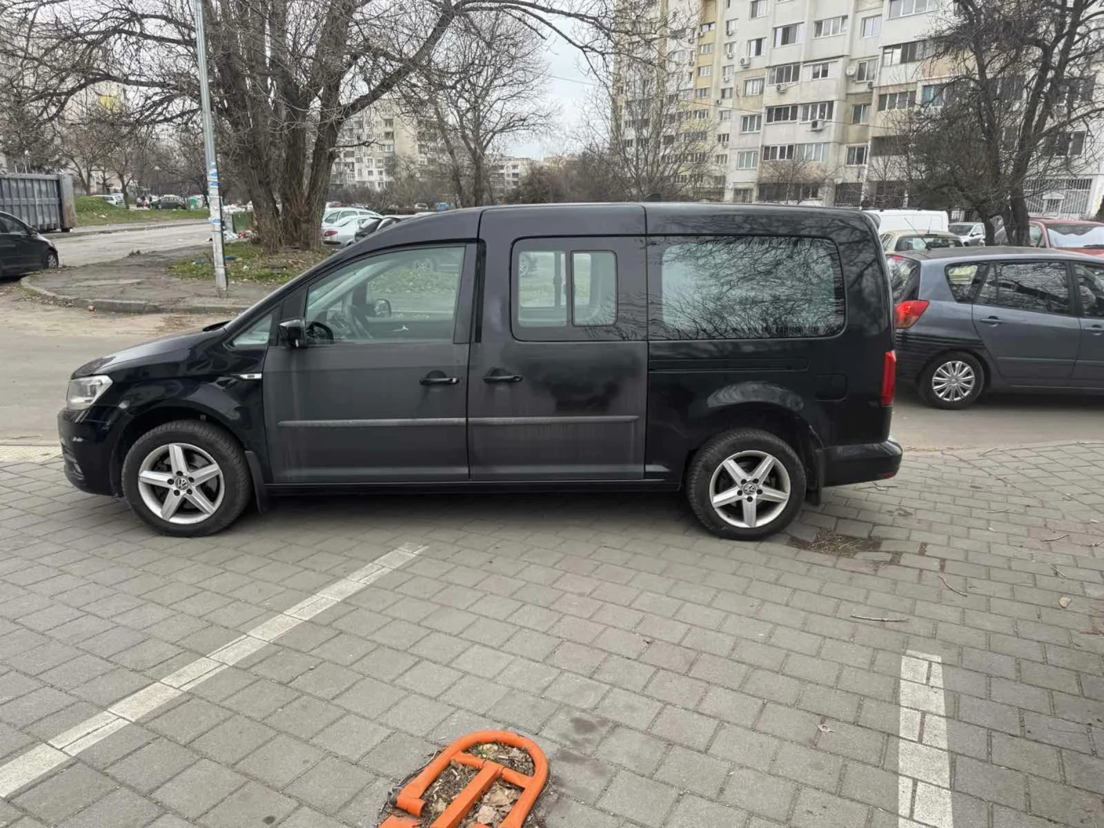 VW Caddy 1 4 метан 6 + 1  Автомат дълга та база , снимка 8 - Автомобили и джипове - 53803199