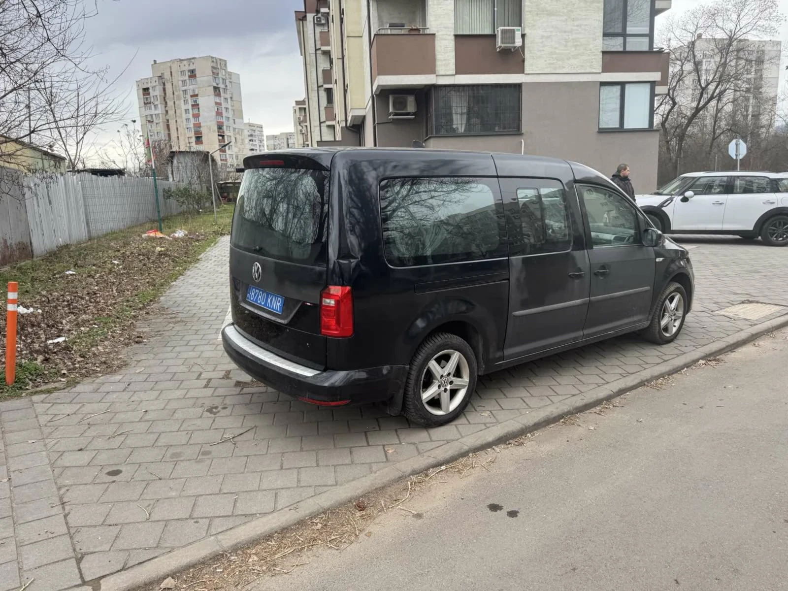 VW Caddy 1 4 метан 6 + 1  Автомат дълга та база , снимка 17 - Автомобили и джипове - 53803199