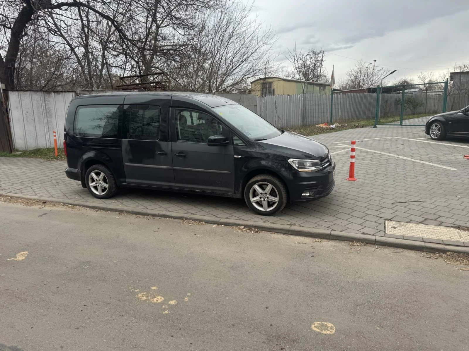 VW Caddy 1 4 метан 6 + 1  Автомат дълга та база , снимка 3 - Автомобили и джипове - 53803199