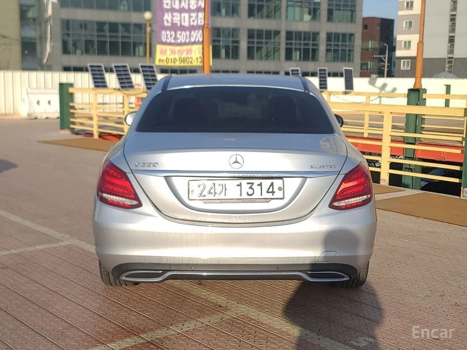 Mercedes-Benz C 220, снимка 5 - Автомобили и джипове - 53803453