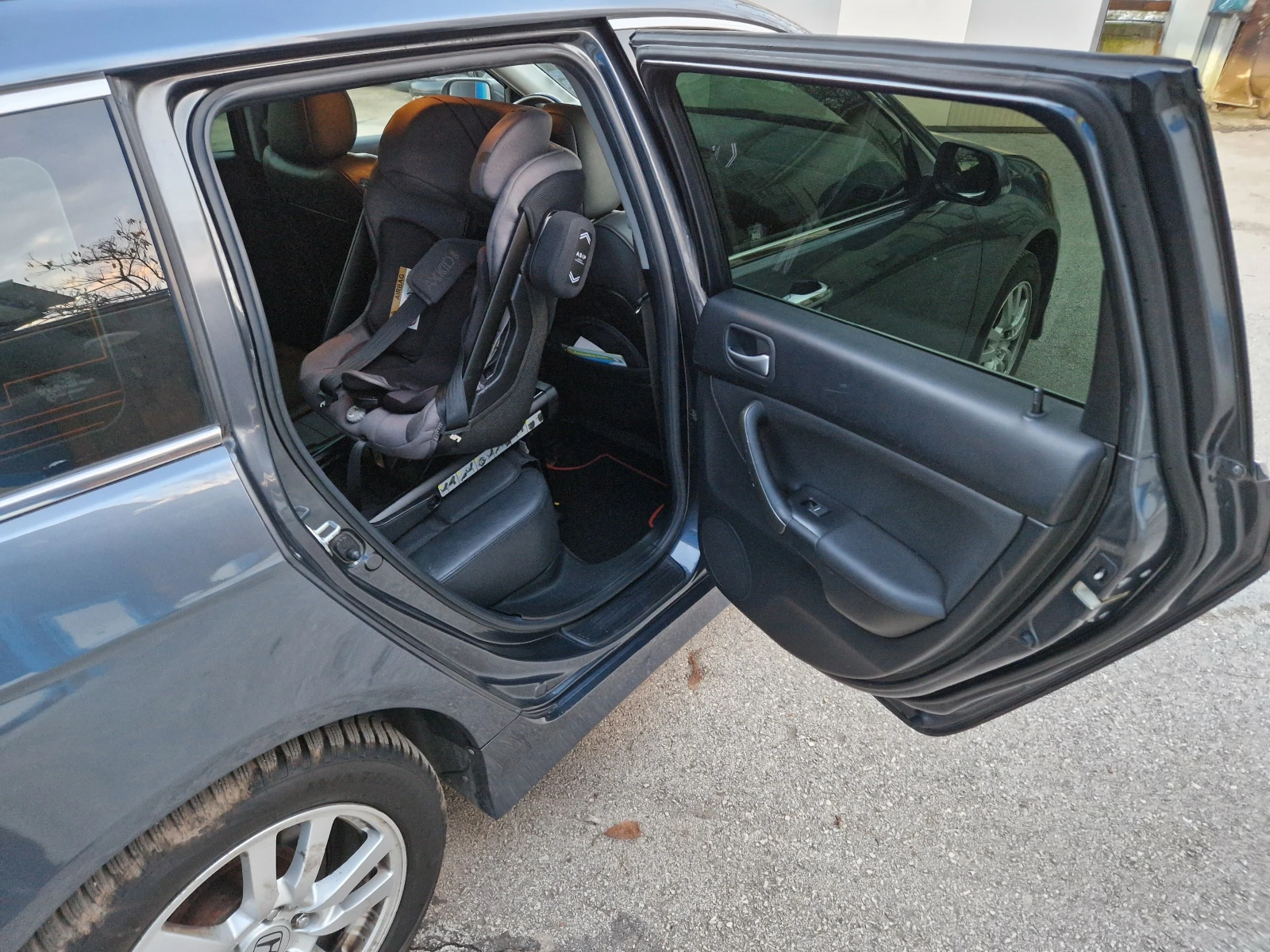 Honda Accord 2.4 I-VTEC Газ.Инж, снимка 10 - Автомобили и джипове - 54058109