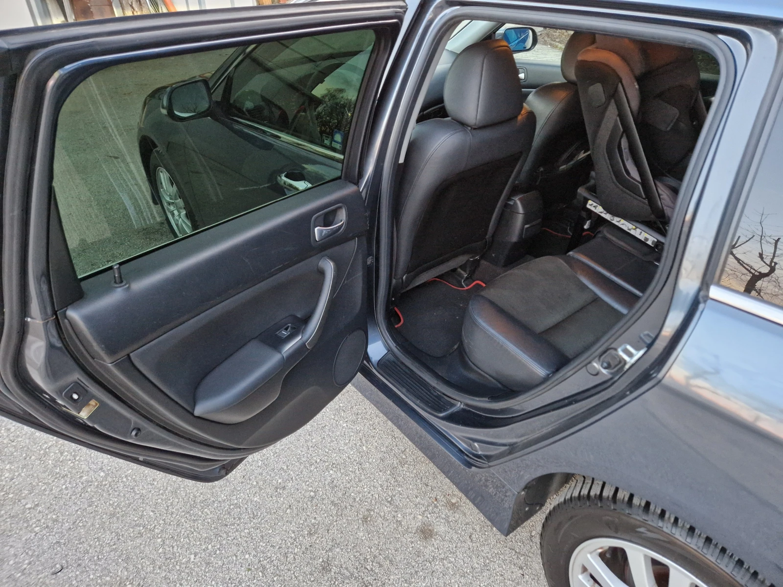 Honda Accord 2.4 I-VTEC Газ.Инж, снимка 9 - Автомобили и джипове - 54058109