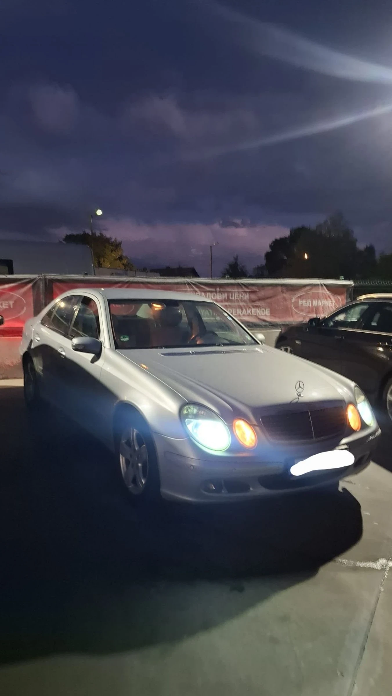 Mercedes-Benz E 280, снимка 4 - Автомобили и джипове - 54157775