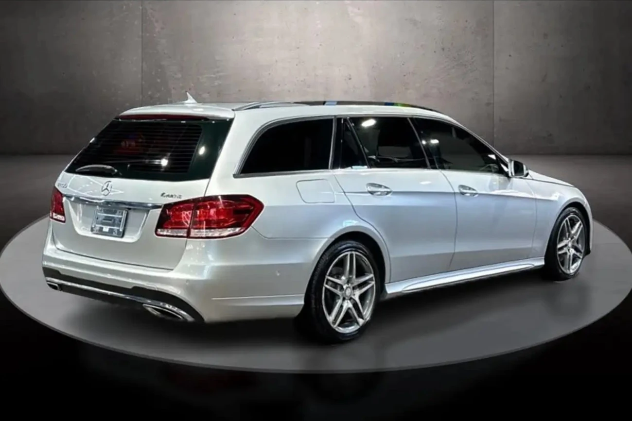 Mercedes-Benz E 400 * WAGON * 7 местен * Фиксирана цена до България * , снимка 4 - Автомобили и джипове - 55197619