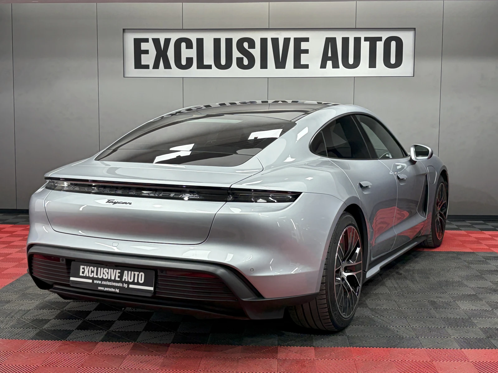 Porsche Taycan Perfomance PLUS , снимка 10 - Автомобили и джипове - 56159907