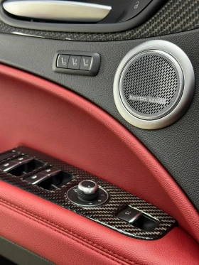 Alfa Romeo Stelvio Quadrifoglio, снимка 10