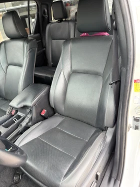 Toyota Hilux INVINCIBLE FULL , снимка 13