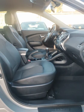 Hyundai IX35 2.0  4* 4 | Mobile.bg    16