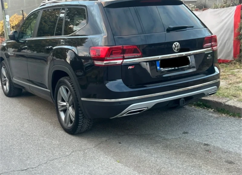 VW Atlas R-LINE, снимка 2 - Автомобили и джипове - 49291265