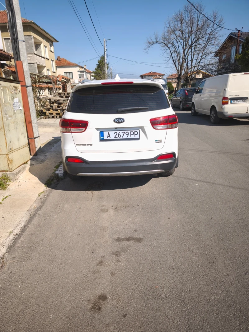 Kia Sorento, снимка 4 - Автомобили и джипове - 49587295