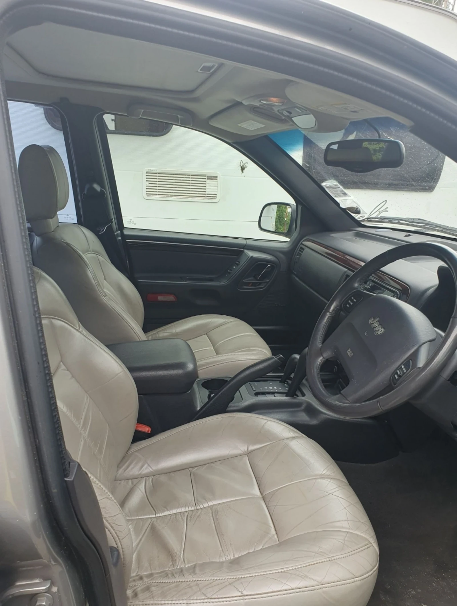 Jeep Cherokee  - изображение 7