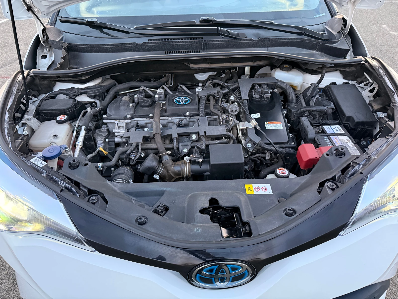 Toyota C-HR 1.8 hybrid | Mobile.bg   8