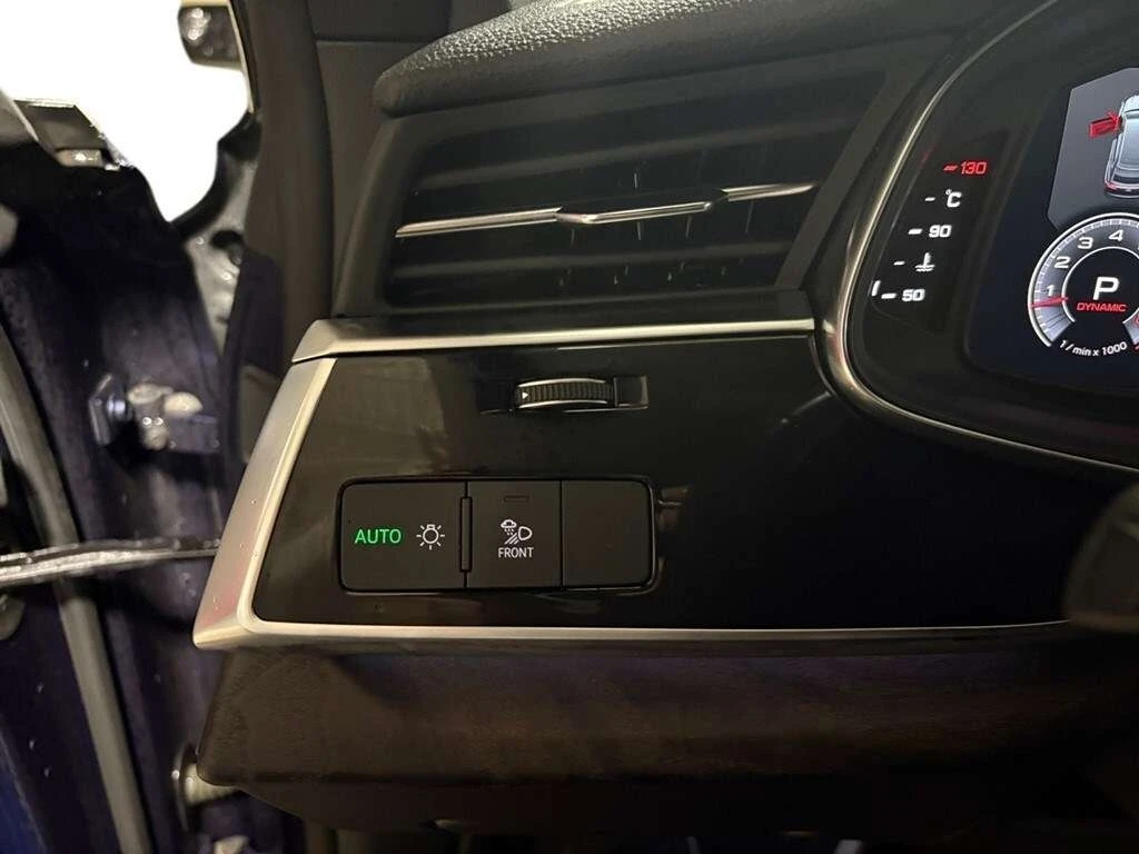 Audi Q8 * CARFAX * ���� �� �� | Mobile.bg � ����������� 13