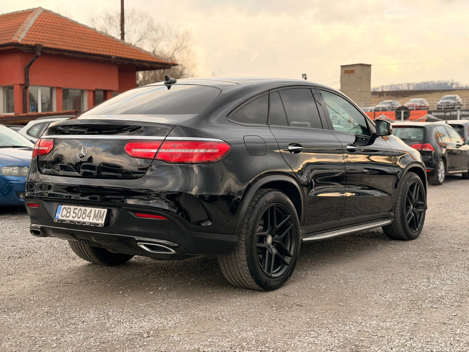 Mercedes-Benz GLE Coupe 350D 4MATIC AMG ТОП СЪСТОЯНИЕ, снимка 5 - Автомобили и джипове - 53725907