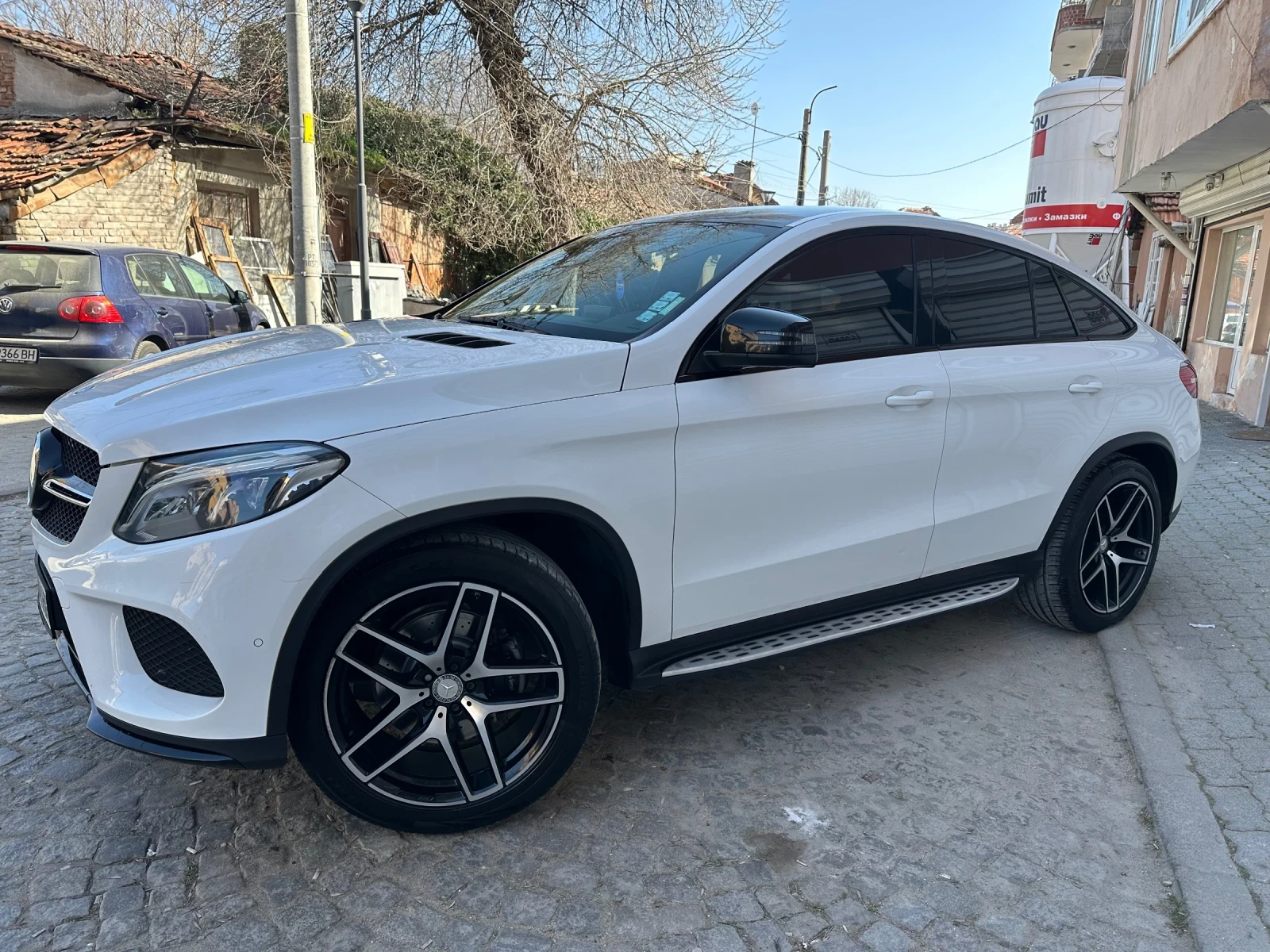 Mercedes-Benz GLE Coupe AMG-L?NE coupe distronic 360-Kamera harman kardon, снимка 2 - Автомобили и джипове - 53835970