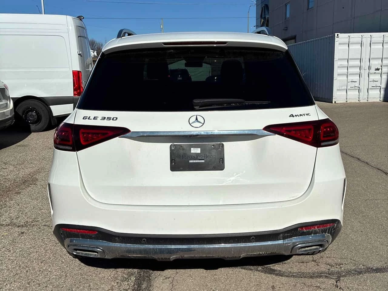 Mercedes-Benz GLE 350 * CARFAX * Хед-Ъп * Дистроник * , снимка 4 - Автомобили и джипове - 53999557