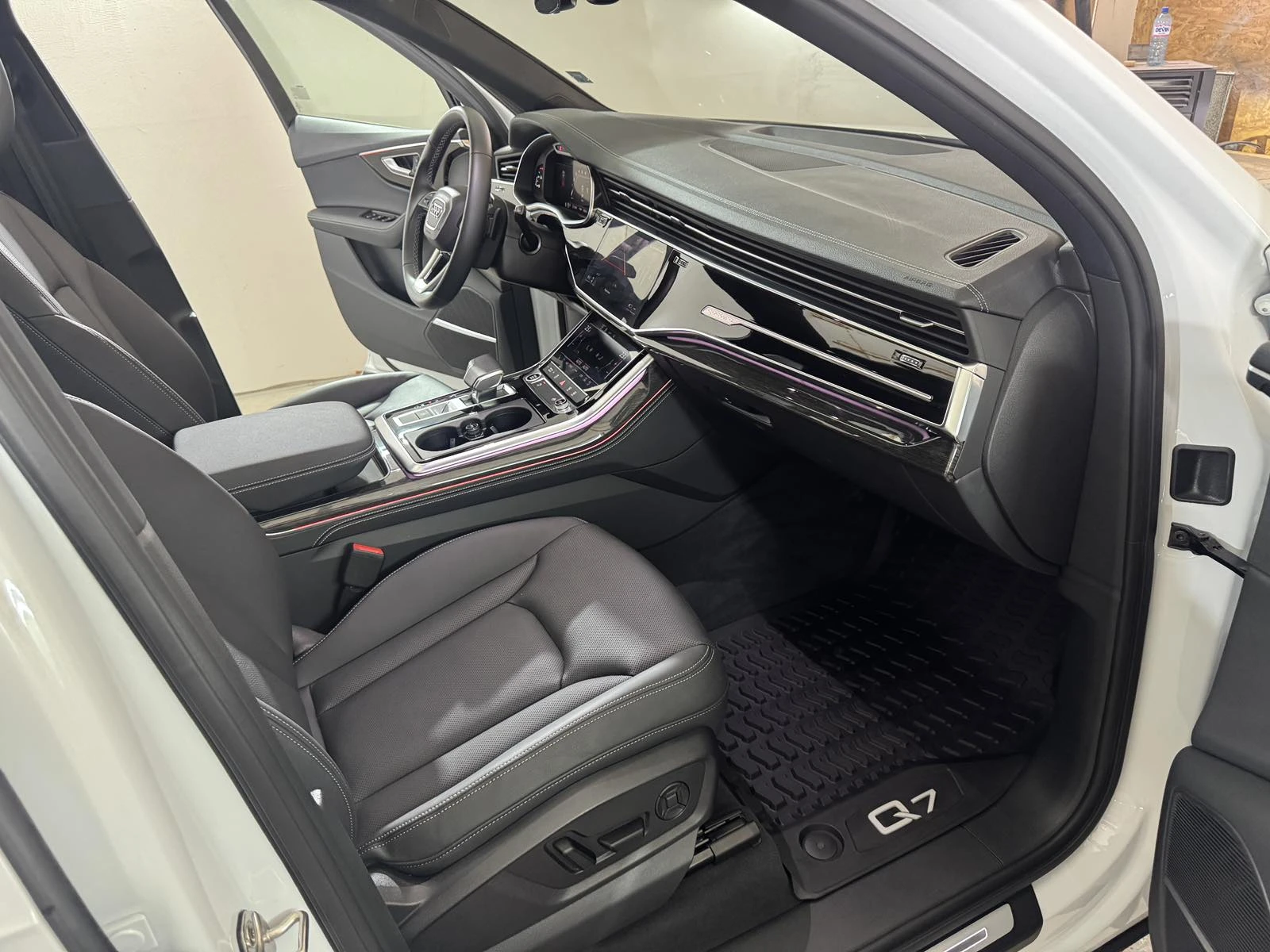 Audi Q7  Premium Plus 55 TFSI quattroЧИСТО НОВ!!!, снимка 16 - Автомобили и джипове - 54998841