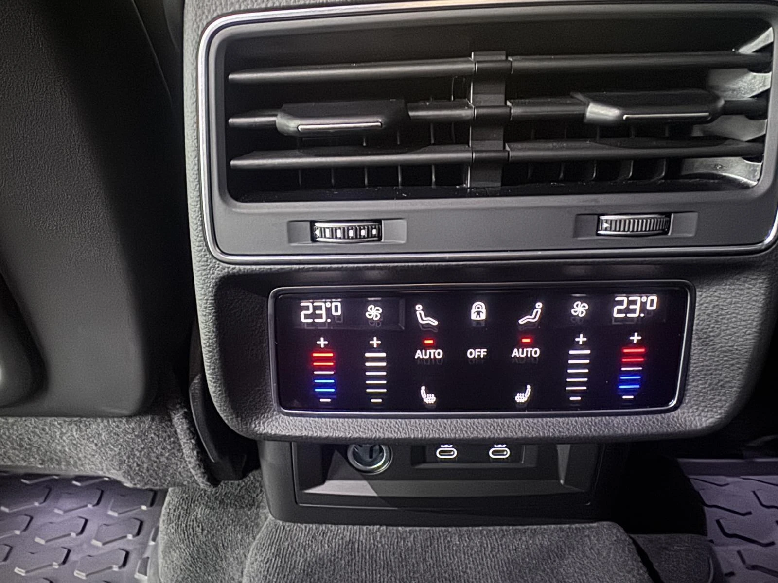 Audi Q7  Premium Plus 55 TFSI quattroЧИСТО НОВ!!!, снимка 13 - Автомобили и джипове - 54998841