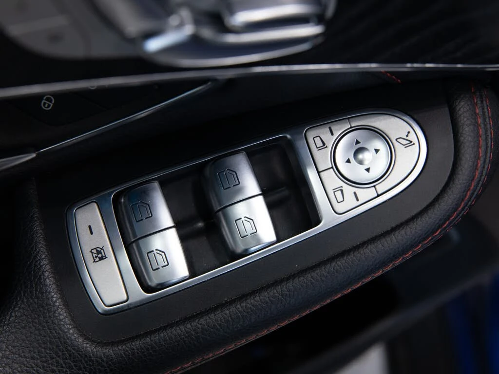 Mercedes-Benz GLC 43 AMG 4MATIC* PANO* 360, снимка 10 - Автомобили и джипове - 55485478