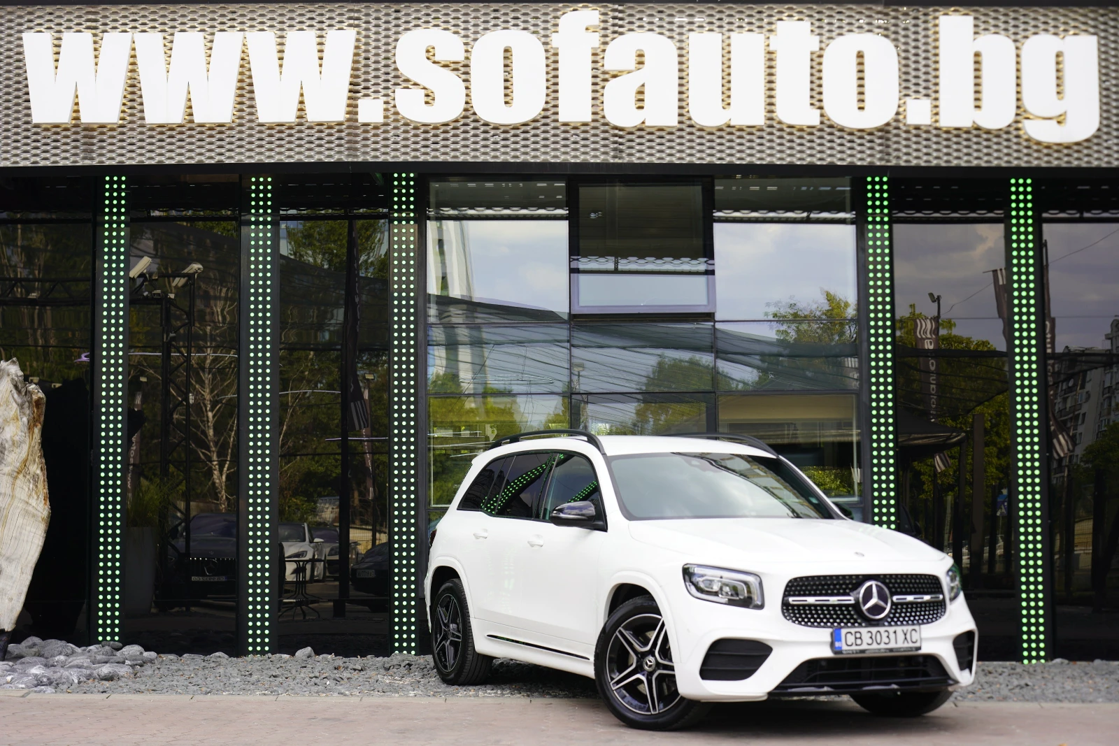 Mercedes-Benz GLB 250 4Matic AMG Line Night Package | Mobile.bg � ����������� 3