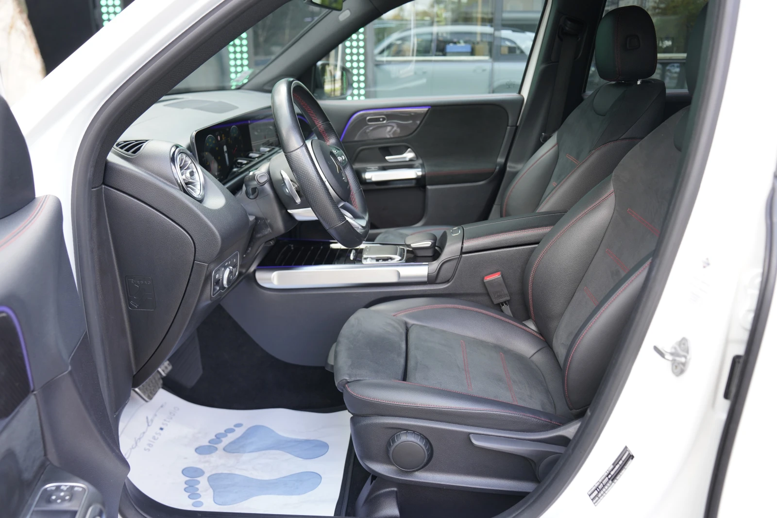 Mercedes-Benz GLB 250 4Matic AMG Line Night Package | Mobile.bg � ����������� 9