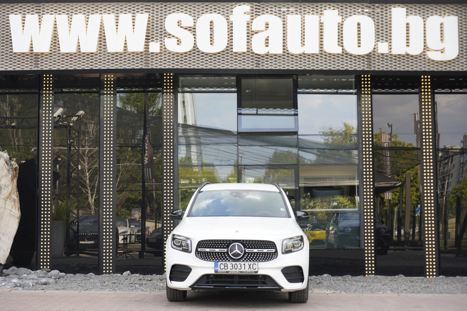 Mercedes-Benz GLB 250 4Matic AMG Line Night Package | Mobile.bg � ����������� 2