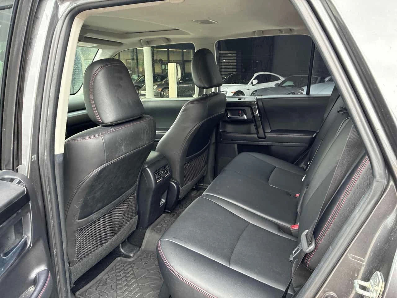 Toyota 4runner * TRD PRO * АВТОКРЕДИТ БЕЗ ПЪРВОНАЧАЛНА ВНОСКА* , снимка 11 - Автомобили и джипове - 55680571
