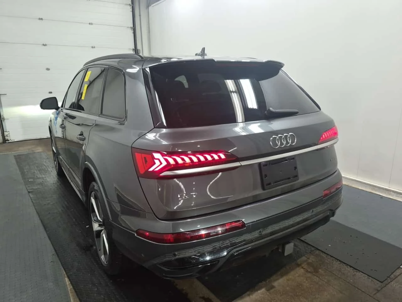 Audi Q7 * 55 Tfsi Quattro Progressiv * CARFAX * ���������� | Mobile.bg � ����������� 6