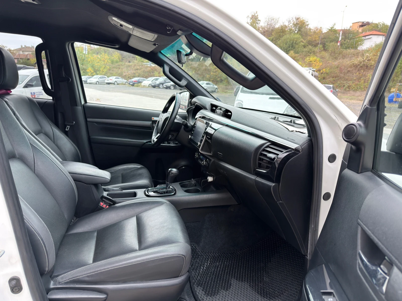 Toyota Hilux INVINCIBLE FULL , снимка 10 - Автомобили и джипове - 56686207