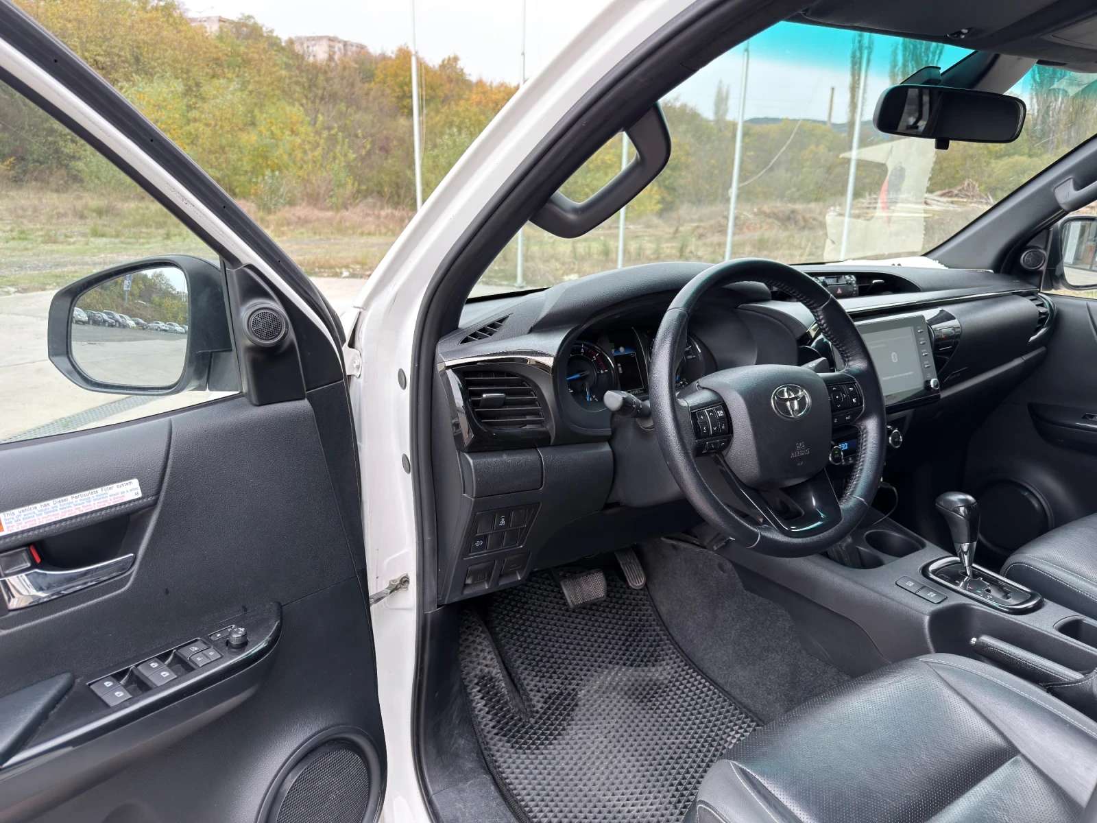 Toyota Hilux INVINCIBLE FULL , снимка 14 - Автомобили и джипове - 56686207