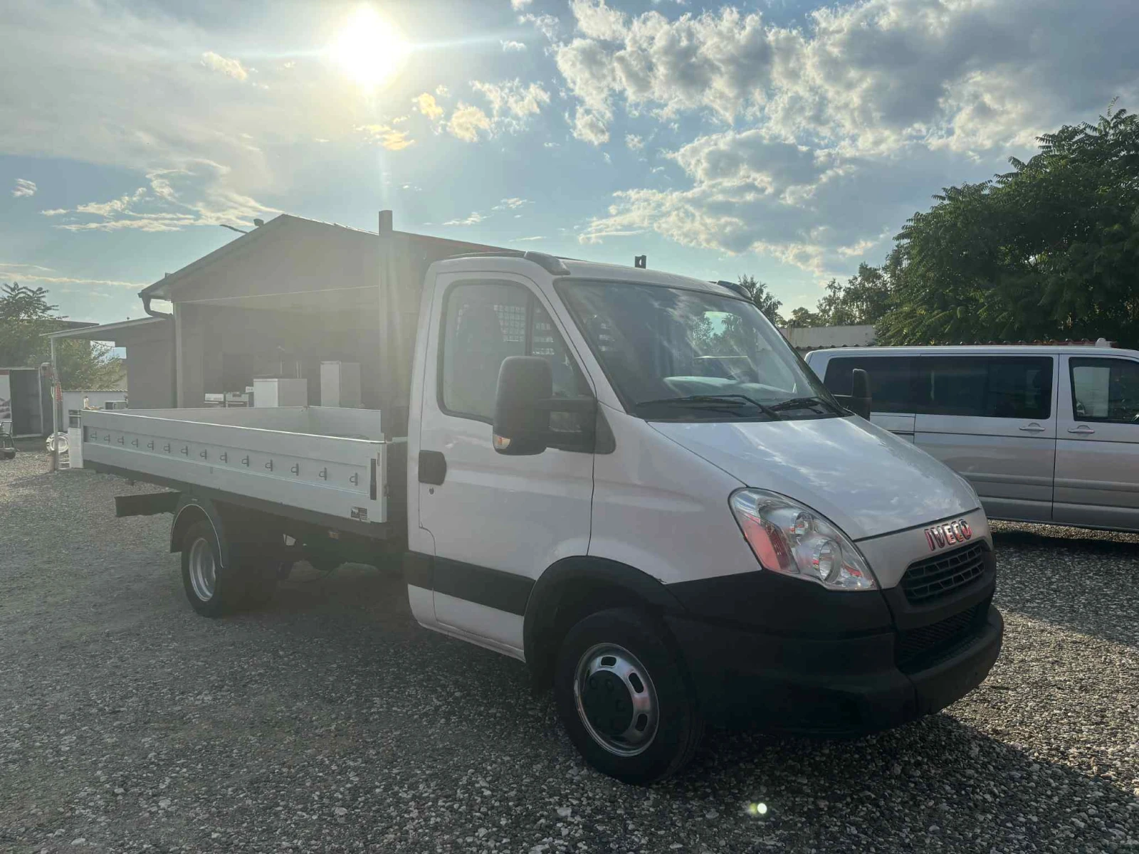 Iveco Daily 35c17 3.0 ПЕРФЕКТEH 4.40М - изображение 4