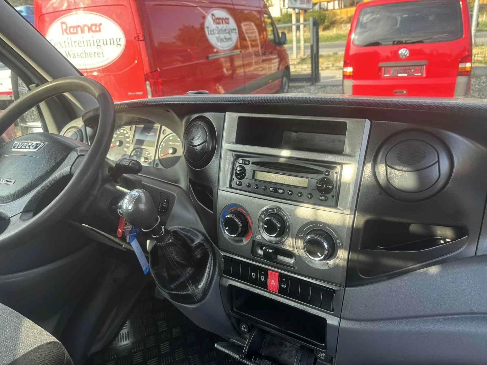 Iveco Daily 35c17 3.0 ПЕРФЕКТEH 4.40М - изображение 9