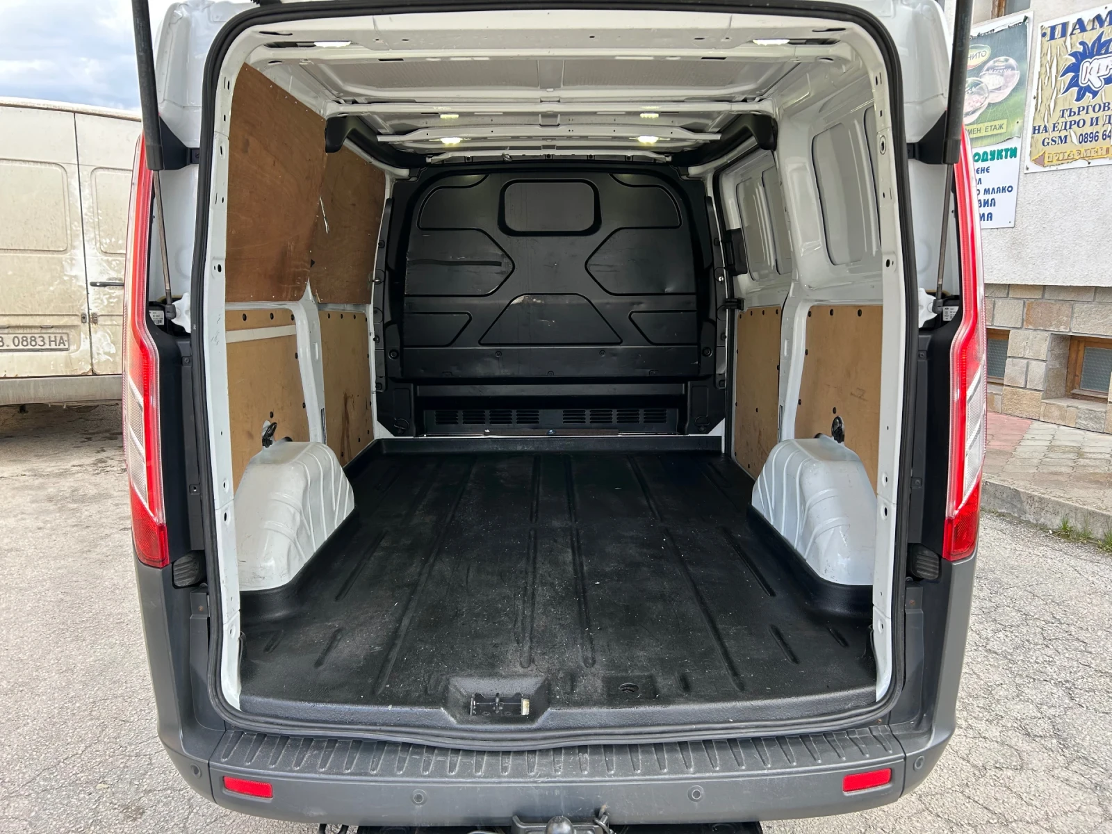 Ford Transit Custom 2.2TDCI 125k.c. КАМЕРА, снимка 14 - Бусове и автобуси - 54138967