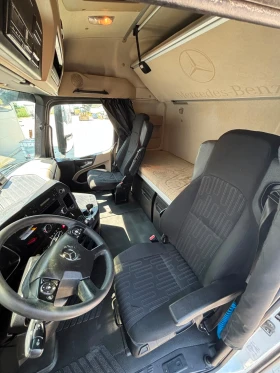 ����� �� �������� �� Mercedes-Benz Actros 1845