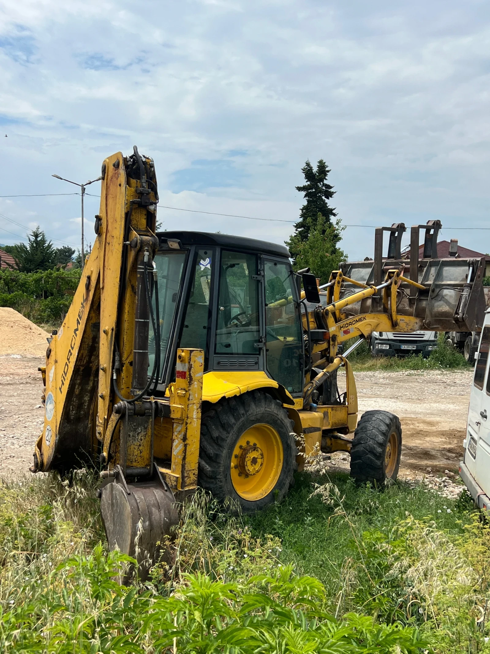 Багер Hidromek 102B