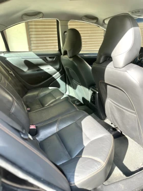 Volvo S60 2.5T AWD, снимка 12