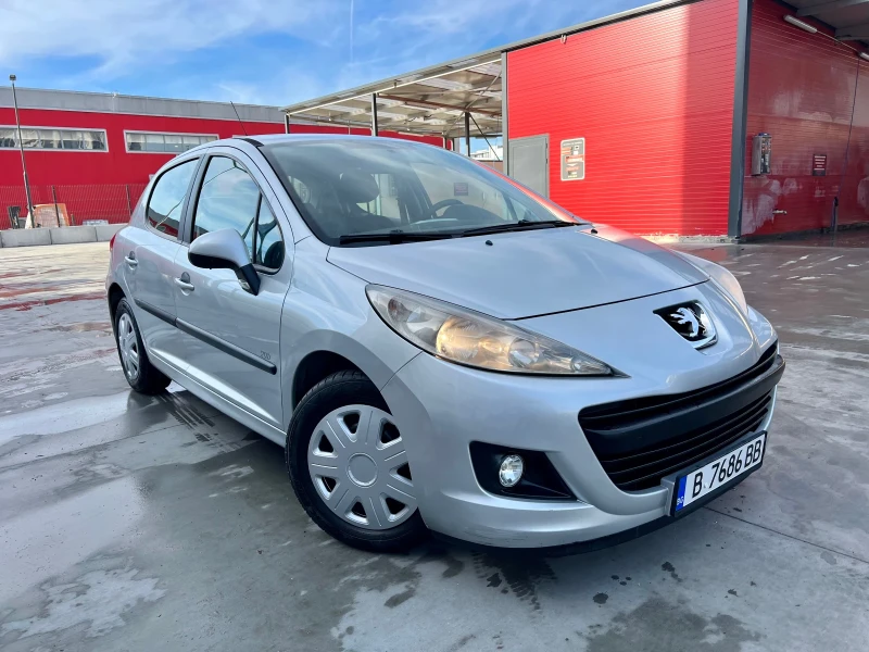 Peugeot 207 1.4 16V Facelift - 95000км, снимка 1 - Автомобили и джипове - 48573268