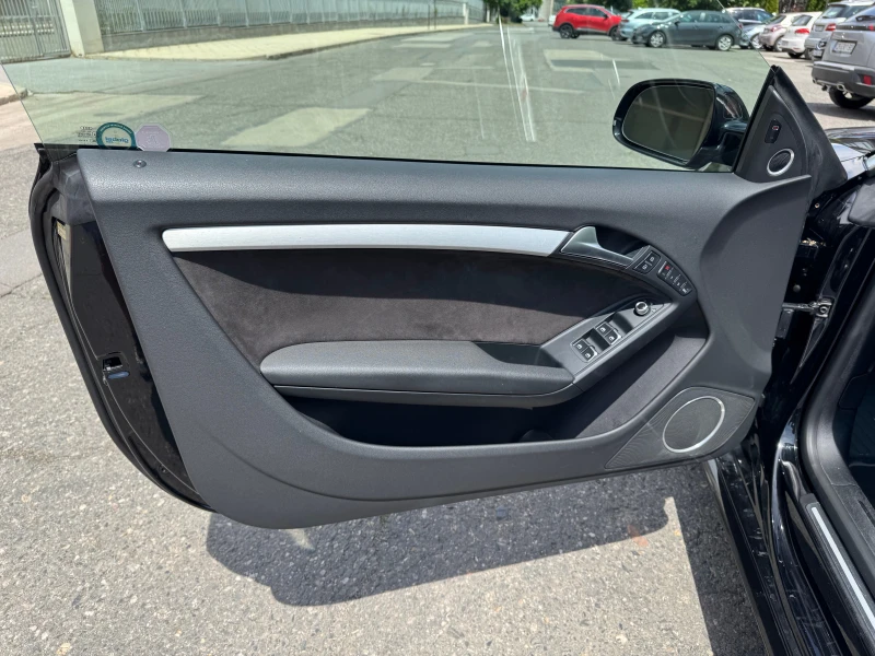 Audi A5 2.0 TFSI Cabriolet Quattro S-line , снимка 12 - Автомобили и джипове - 51982742