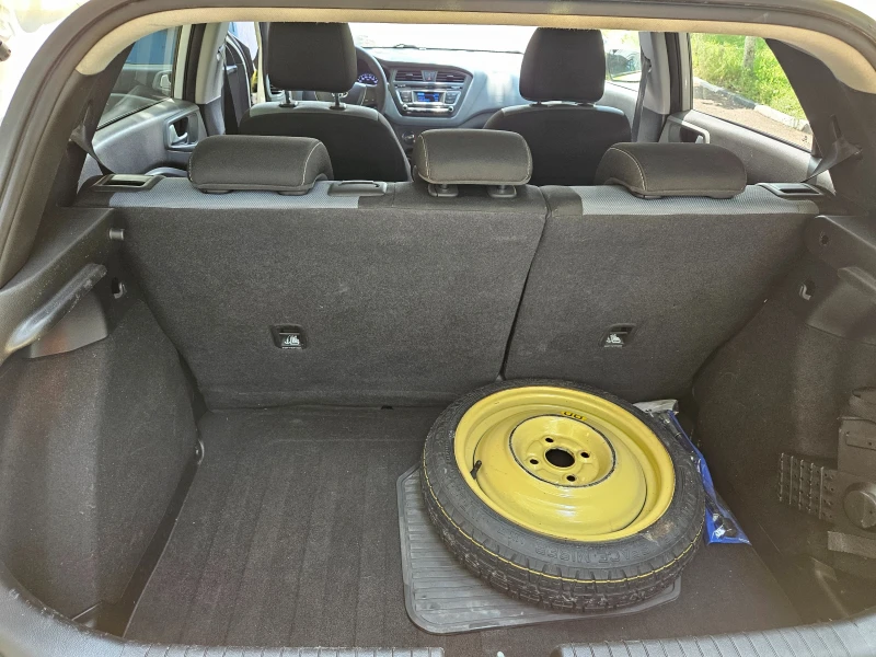 Hyundai I20 РЕГИСТРИРАНА-ГАЗ, снимка 12 - Автомобили и джипове - 52443992