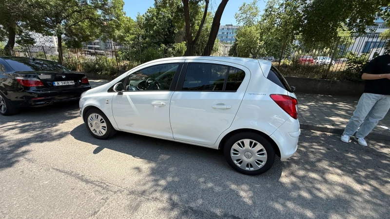 Opel Corsa, снимка 11 - Автомобили и джипове - 52371502