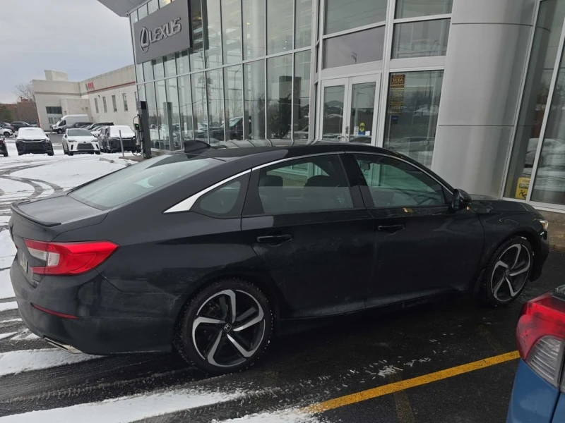 Honda Accord * Sport * CARFAX * БЕЗ ПЪРВОНАЧАЛНА ВНОСКА, снимка 3 - Автомобили и джипове - 52714238