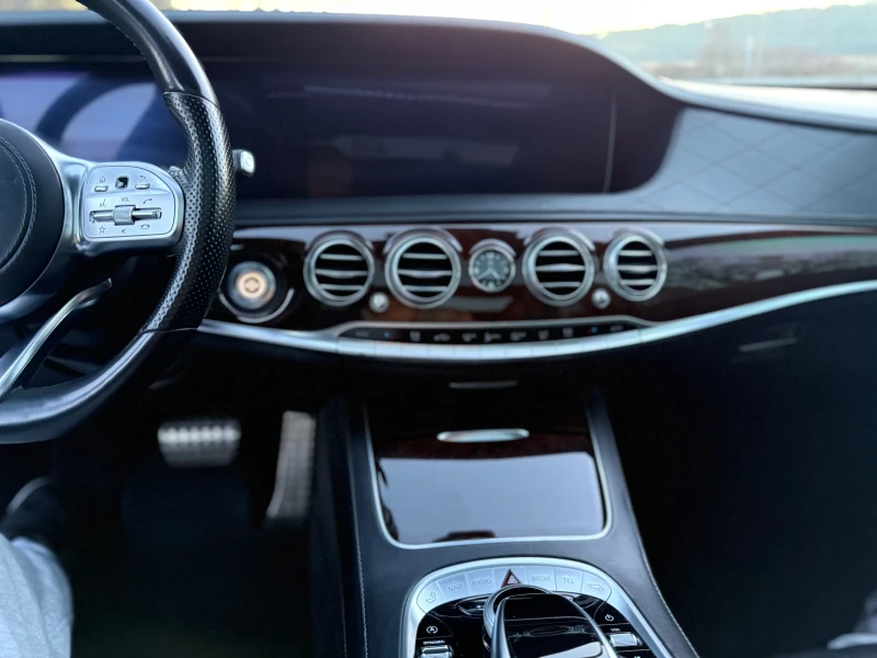 Mercedes-Benz S 560, снимка 11 - Автомобили и джипове - 52807022