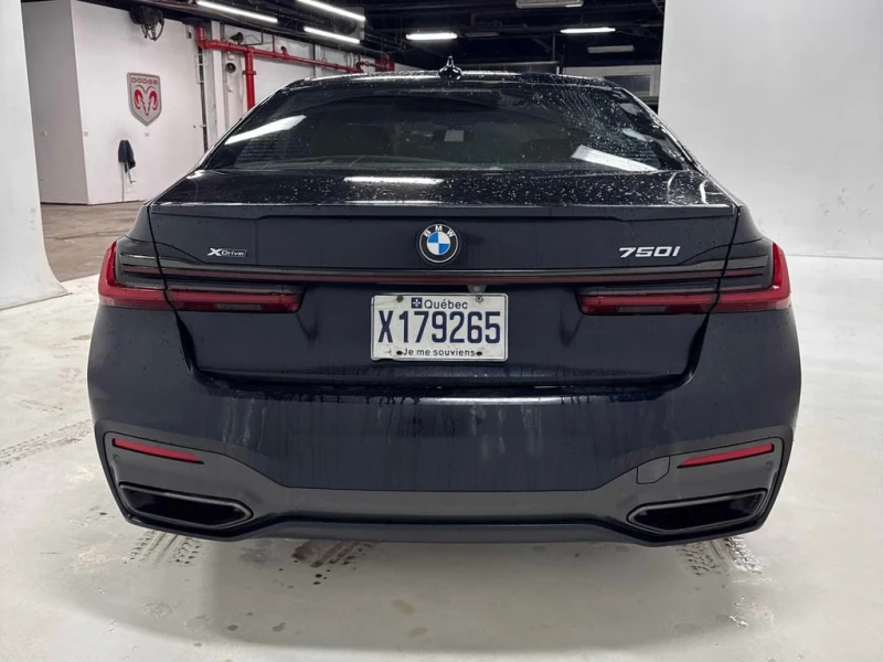 BMW 750 * 750i xDrive * CARFAX * БЕЗ ПЪРВОНАЧАЛНА ВНОСКА, снимка 4 - Автомобили и джипове - 52932199