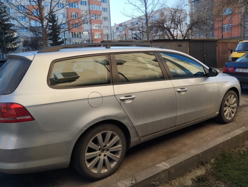 VW Passat, снимка 5 - Автомобили и джипове - 53403028