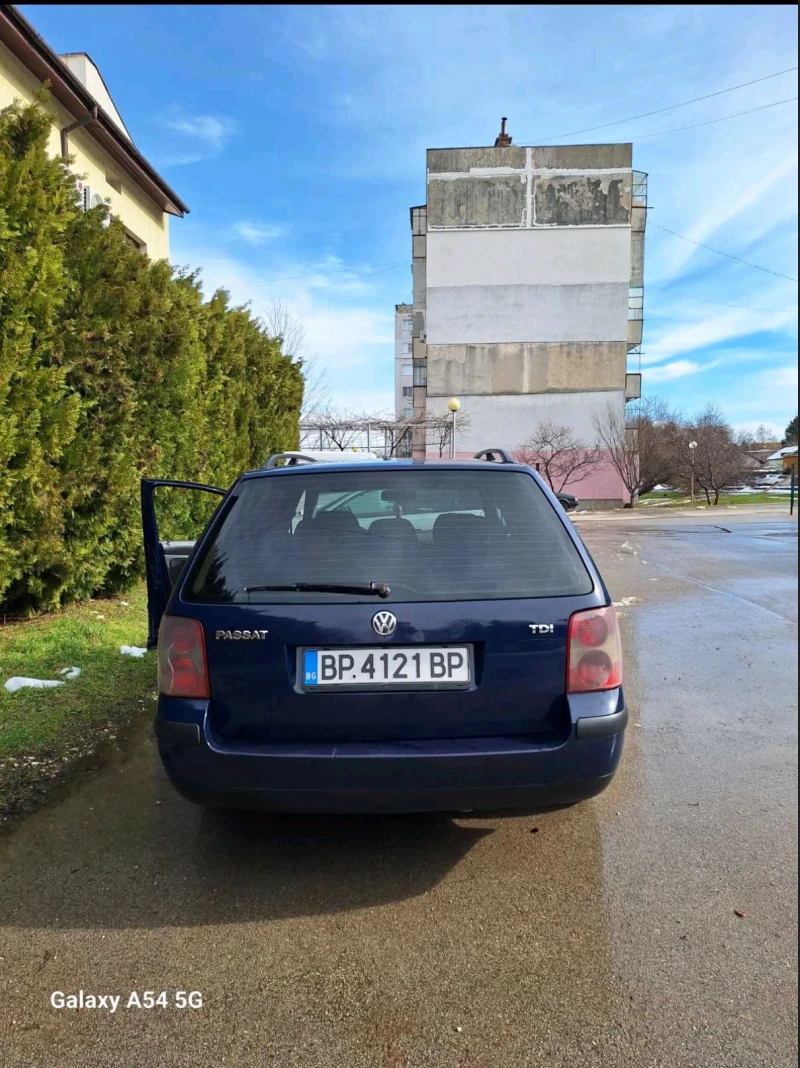 VW Passat, снимка 5 - Автомобили и джипове - 53539006